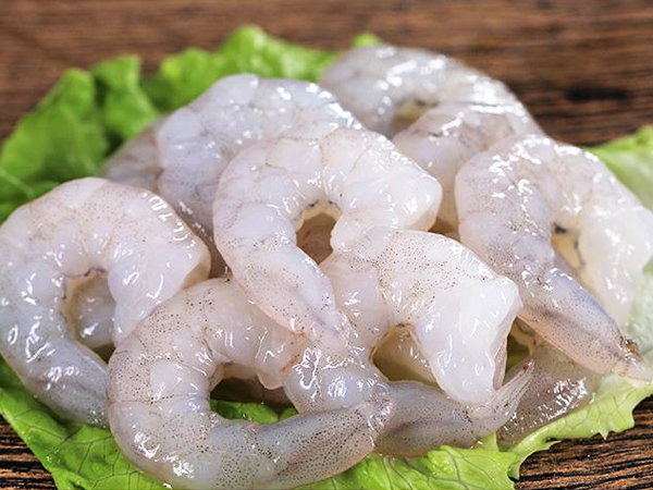 手剥青虾仁